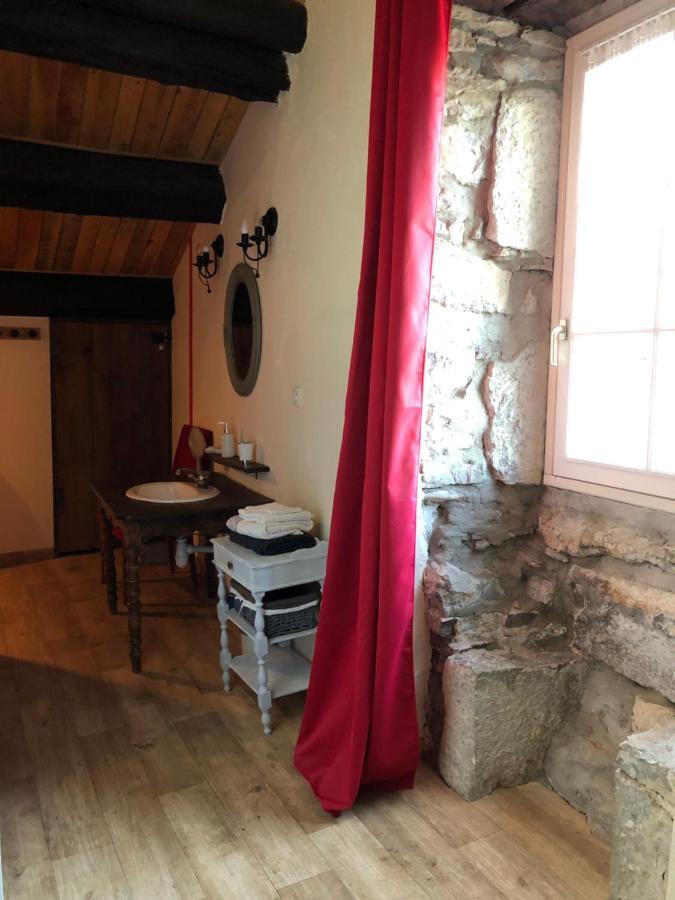 L'Apogee Bed and Breakfast Labeaume Exteriör bild