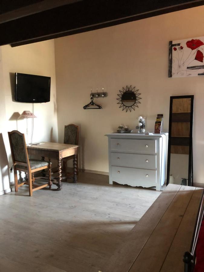 L'Apogee Bed and Breakfast Labeaume Exteriör bild