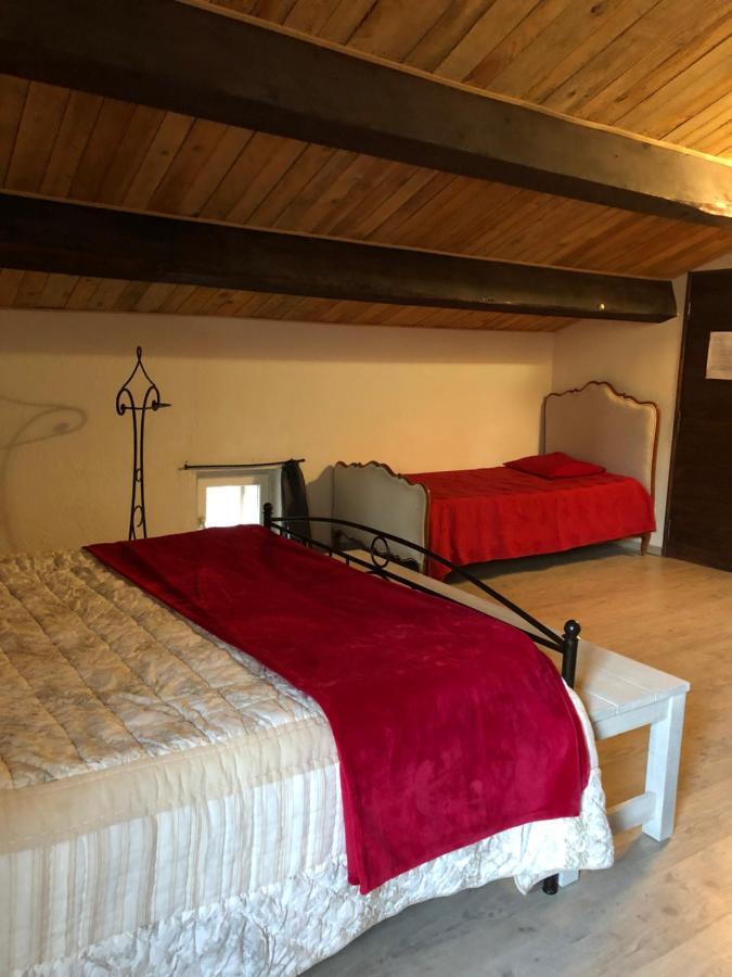 L'Apogee Bed and Breakfast Labeaume Exteriör bild
