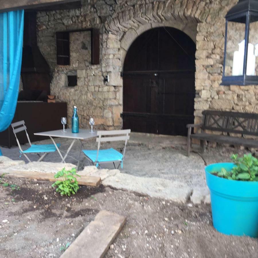 L'Apogee Bed and Breakfast Labeaume Exteriör bild